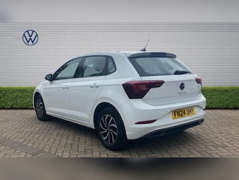 Used Volkswagen Polo 2024 for sale - 78343621: Photo