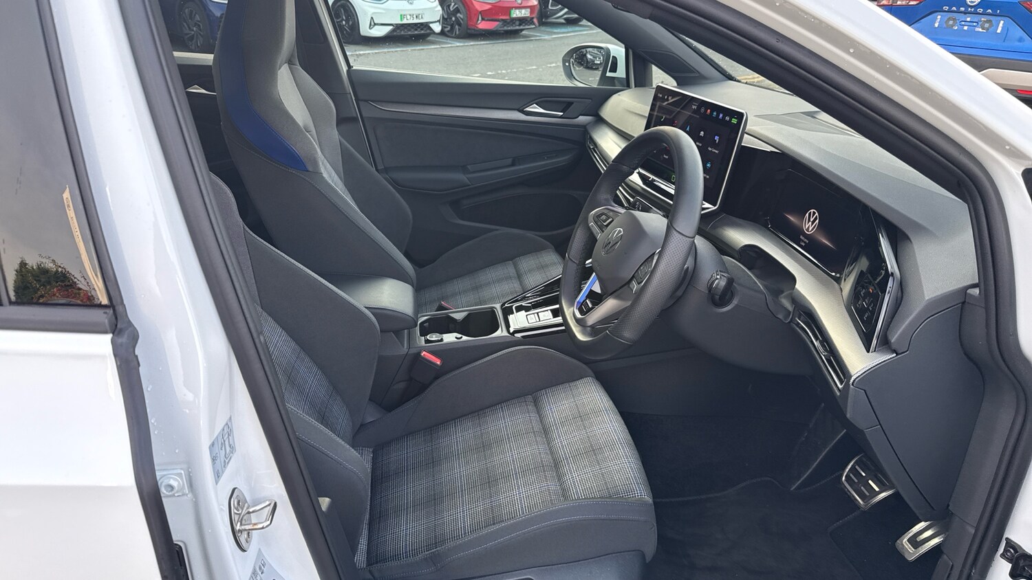 Used Volkswagen Golf 2025 for sale - 76396814: Photo 15