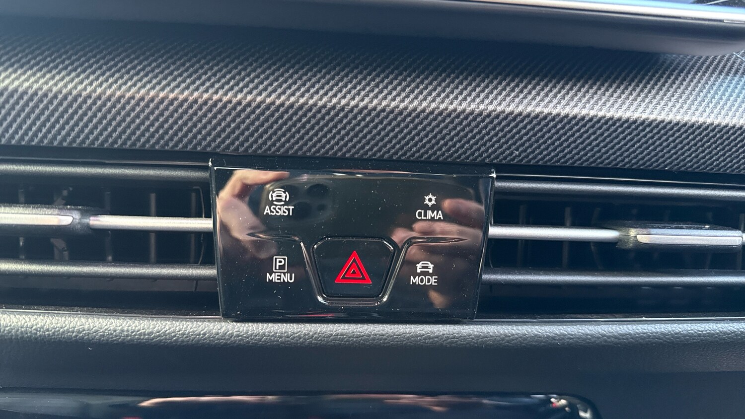 Used Volkswagen Golf 2025 for sale - 76396814: Photo 32