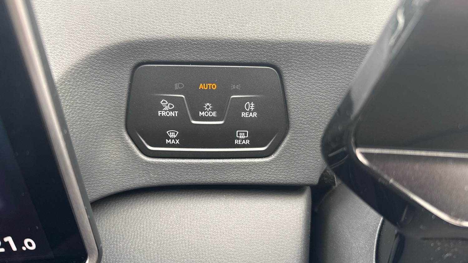 Used Volkswagen ID.3 2025 for sale - 77204101: Photo 24