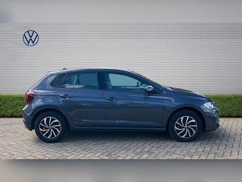 Used Volkswagen Polo 2024 for sale - 78885878: Photo