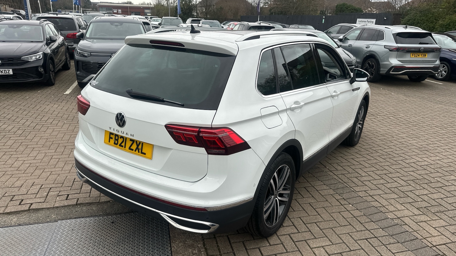 Used Volkswagen Tiguan 2021 for sale - 77871952: Photo 33