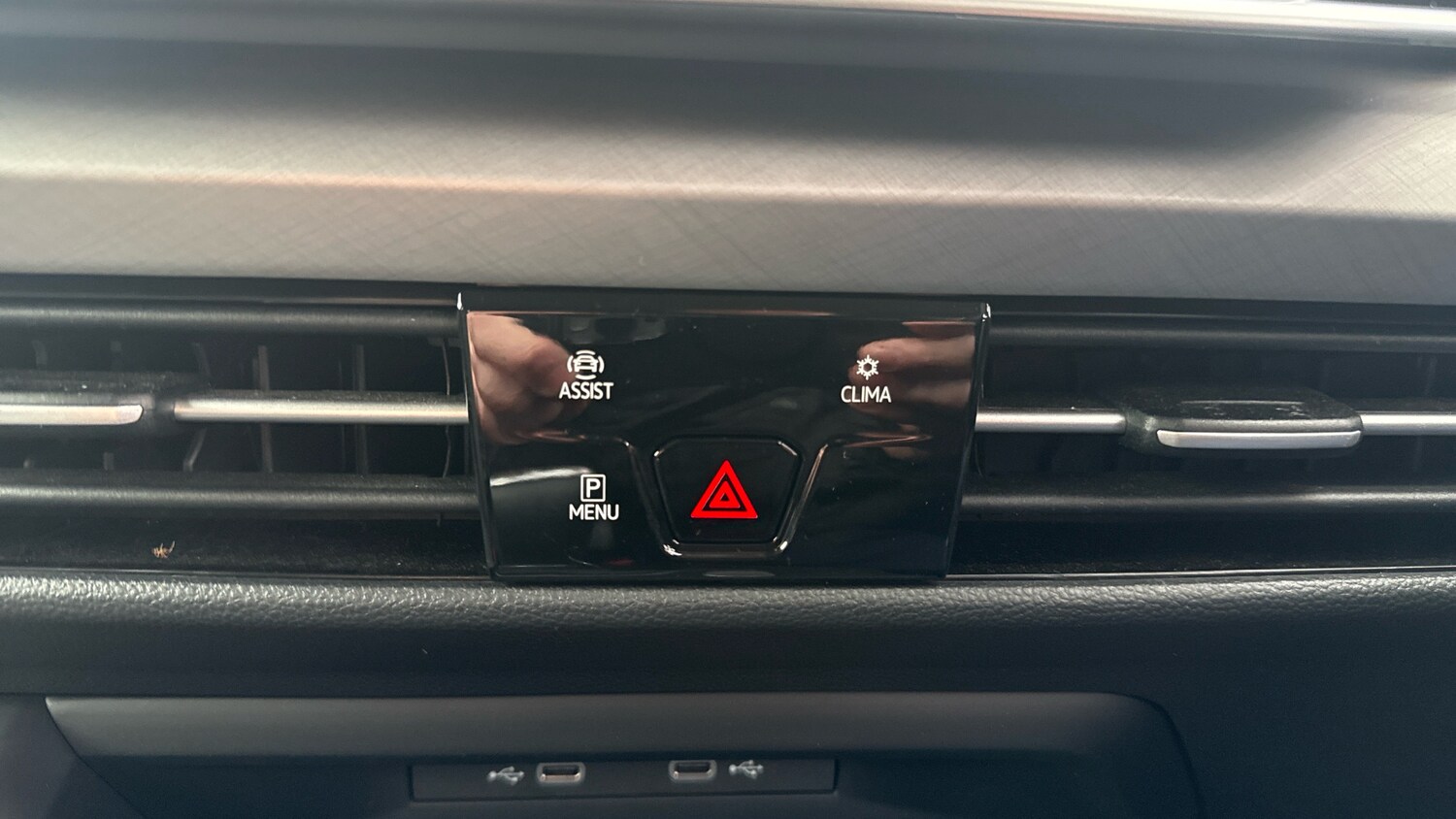 Used Volkswagen Golf 2024 for sale - 77917153: Photo 31