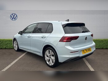 Used Volkswagen Golf 2024 for sale - 77917153: Photo