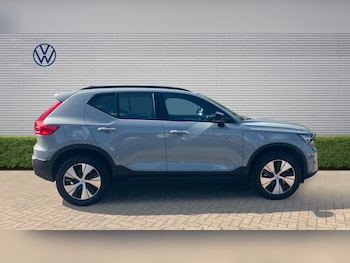 Used Volvo XC40 2023 for sale - 78765436: Photo
