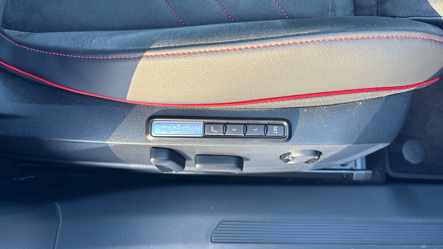 Used Volkswagen ID.4 2025 for sale - 77036635: Photo 30