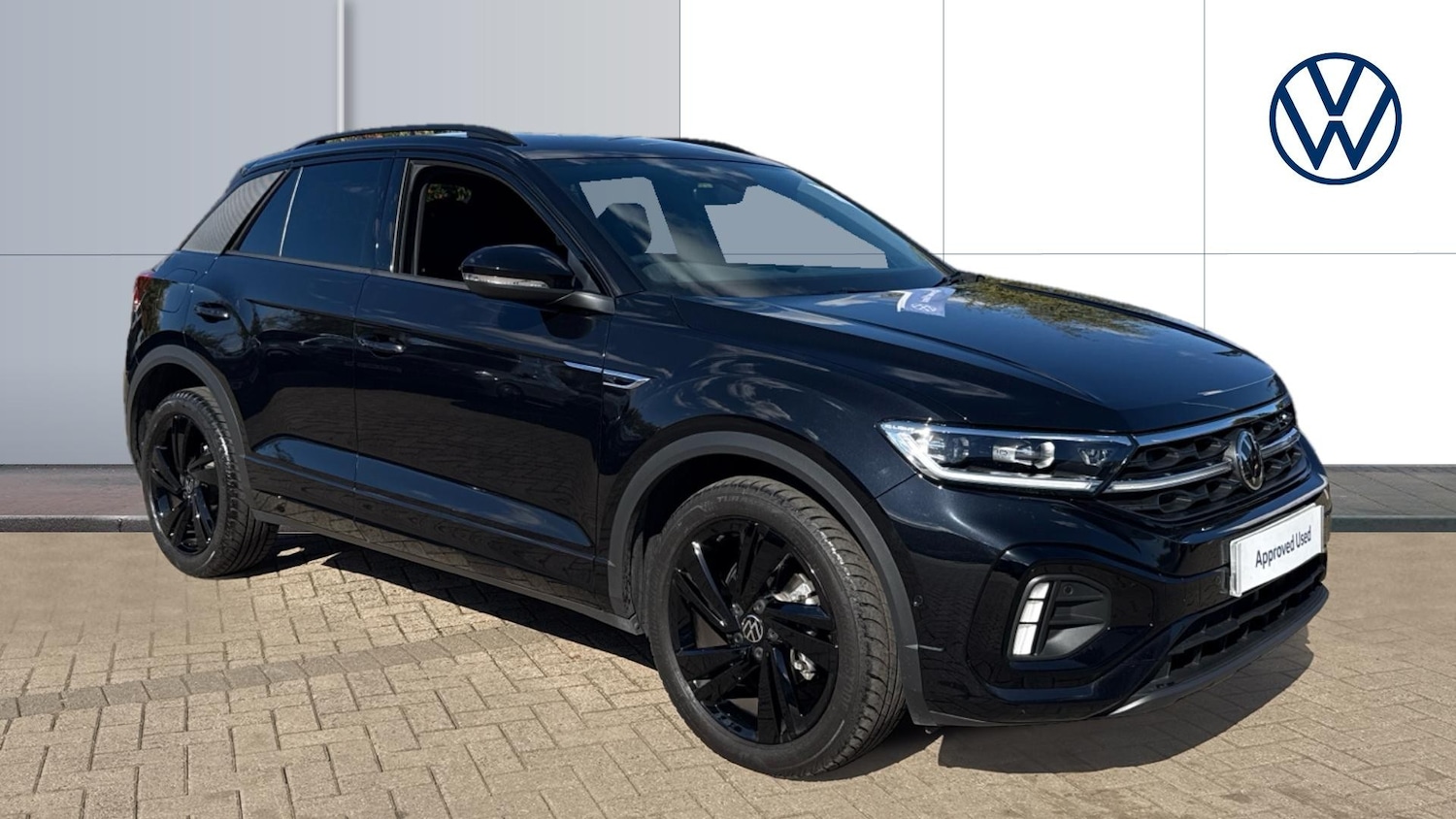 Used Volkswagen T-Roc 2025 for sale - 76065920: Photo 1