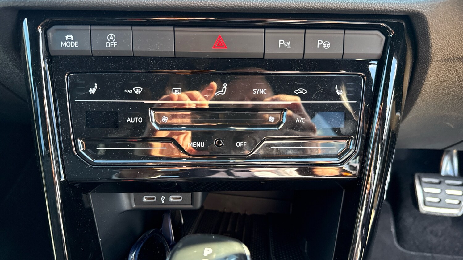 Used Volkswagen T-Roc 2025 for sale - 76065920: Photo 13