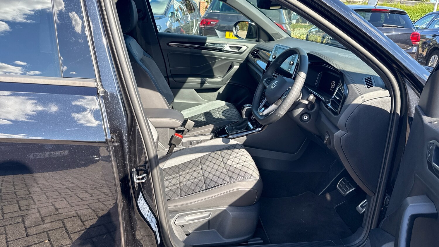 Used Volkswagen T-Roc 2025 for sale - 76065920: Photo 15