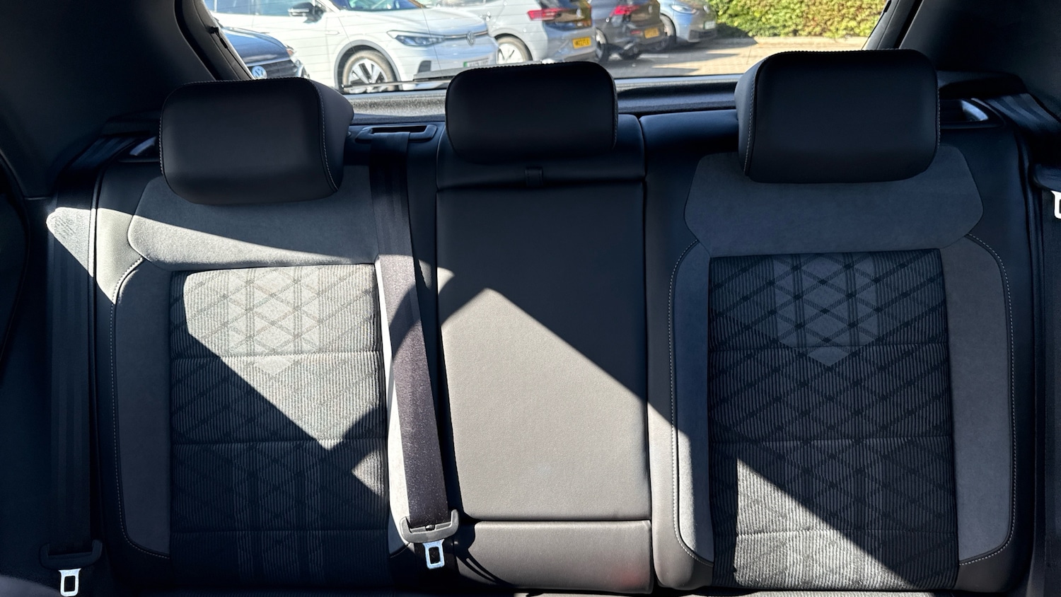 Used Volkswagen T-Roc 2025 for sale - 76065920: Photo 16