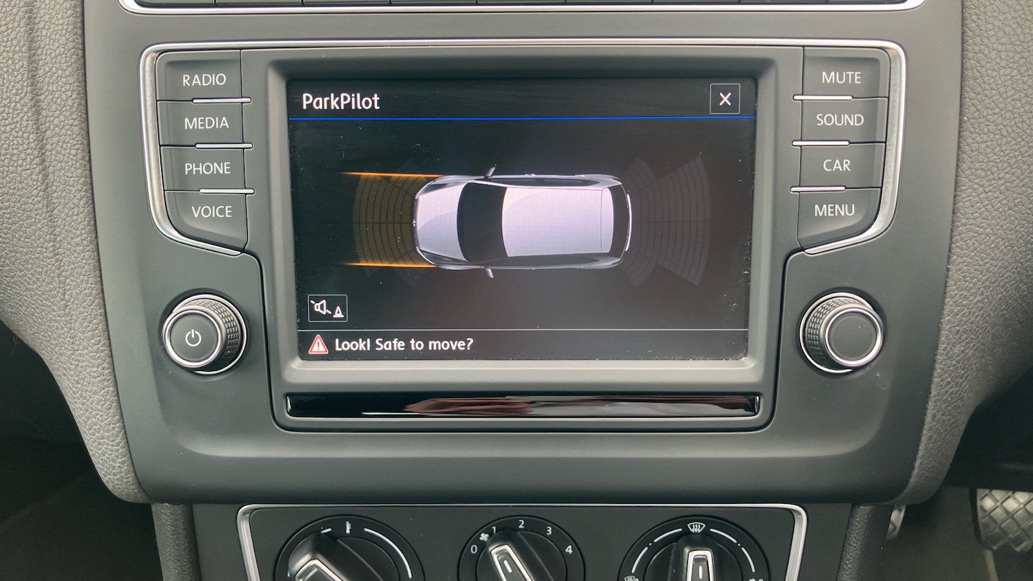 Used Volkswagen Polo 2017 for sale - 78028492: Photo 31