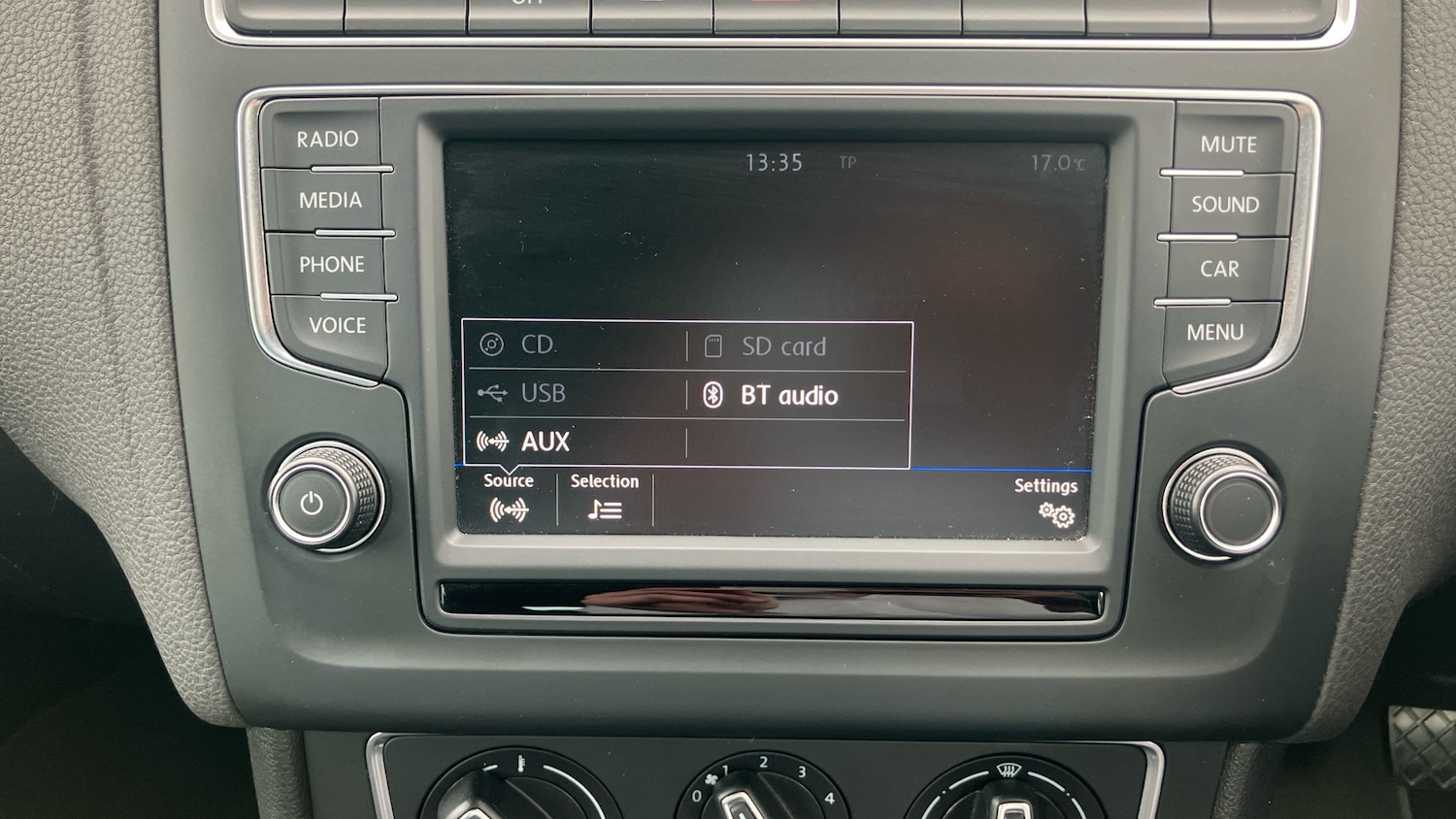 Used Volkswagen Polo 2017 for sale - 78028492: Photo 33