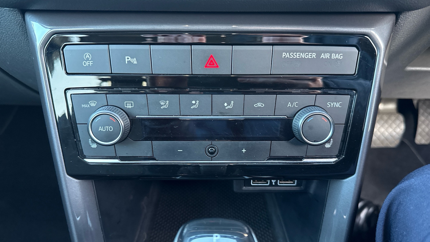 Used Volkswagen T-Cross 2020 for sale - 76611570: Photo 29