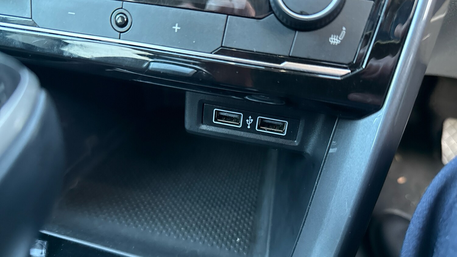 Used Volkswagen T-Cross 2020 for sale - 76611570: Photo 30