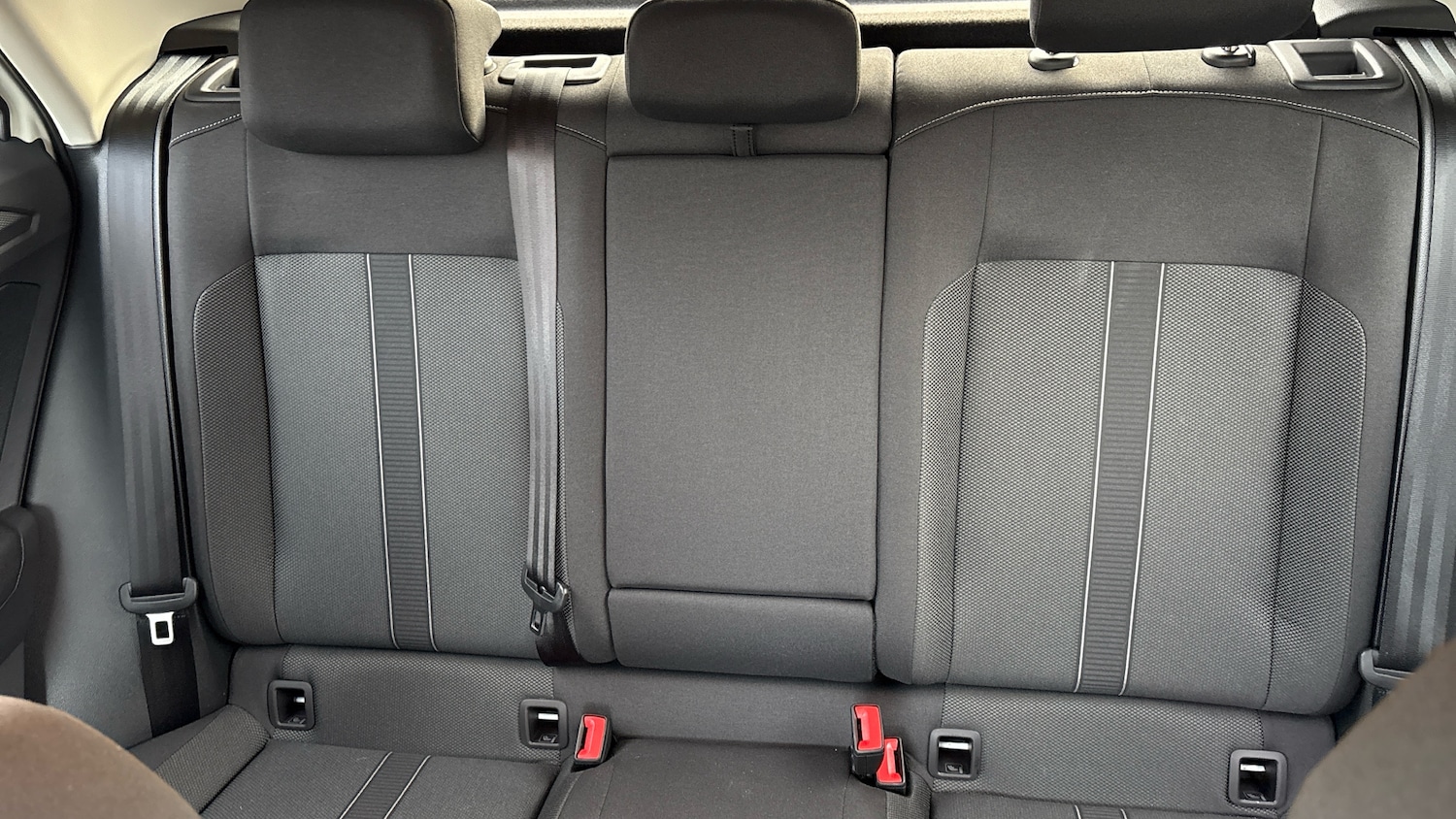 Used Volkswagen T-Roc 2025 for sale - 77085382: Photo 16