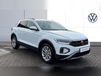 Used Volkswagen T-Roc 2025 for sale - 77085382: Photo