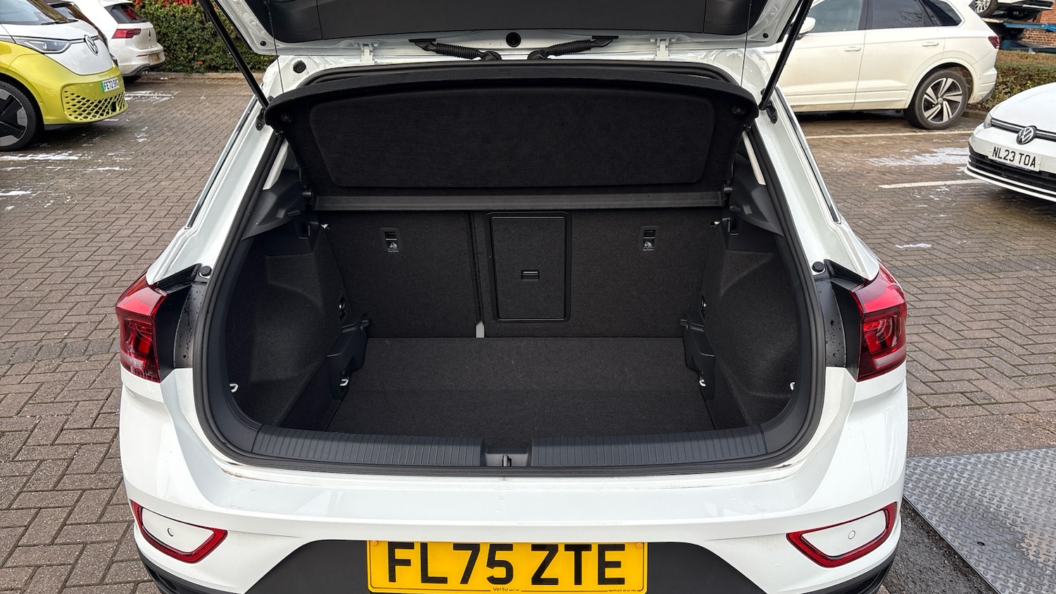 Used Volkswagen T-Roc 2025 for sale - 77085382: Photo 20