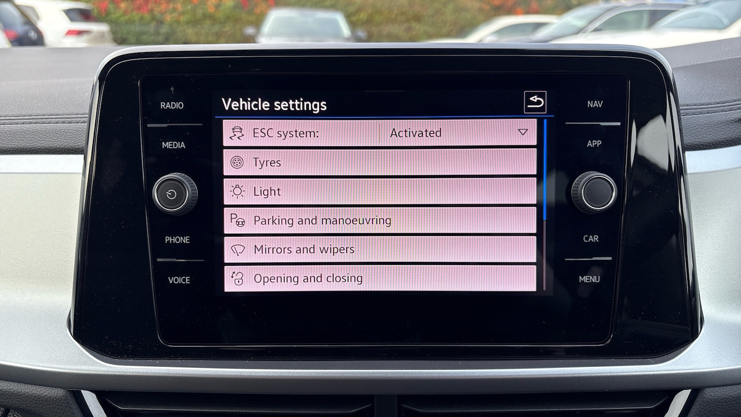 Used Volkswagen T-Roc 2025 for sale - 77085382: Photo 21