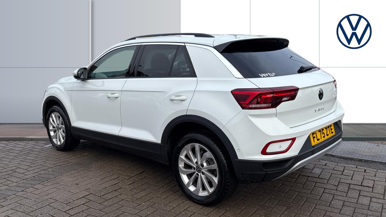 Used Volkswagen T-Roc 2025 for sale - 77085382: Photo 3