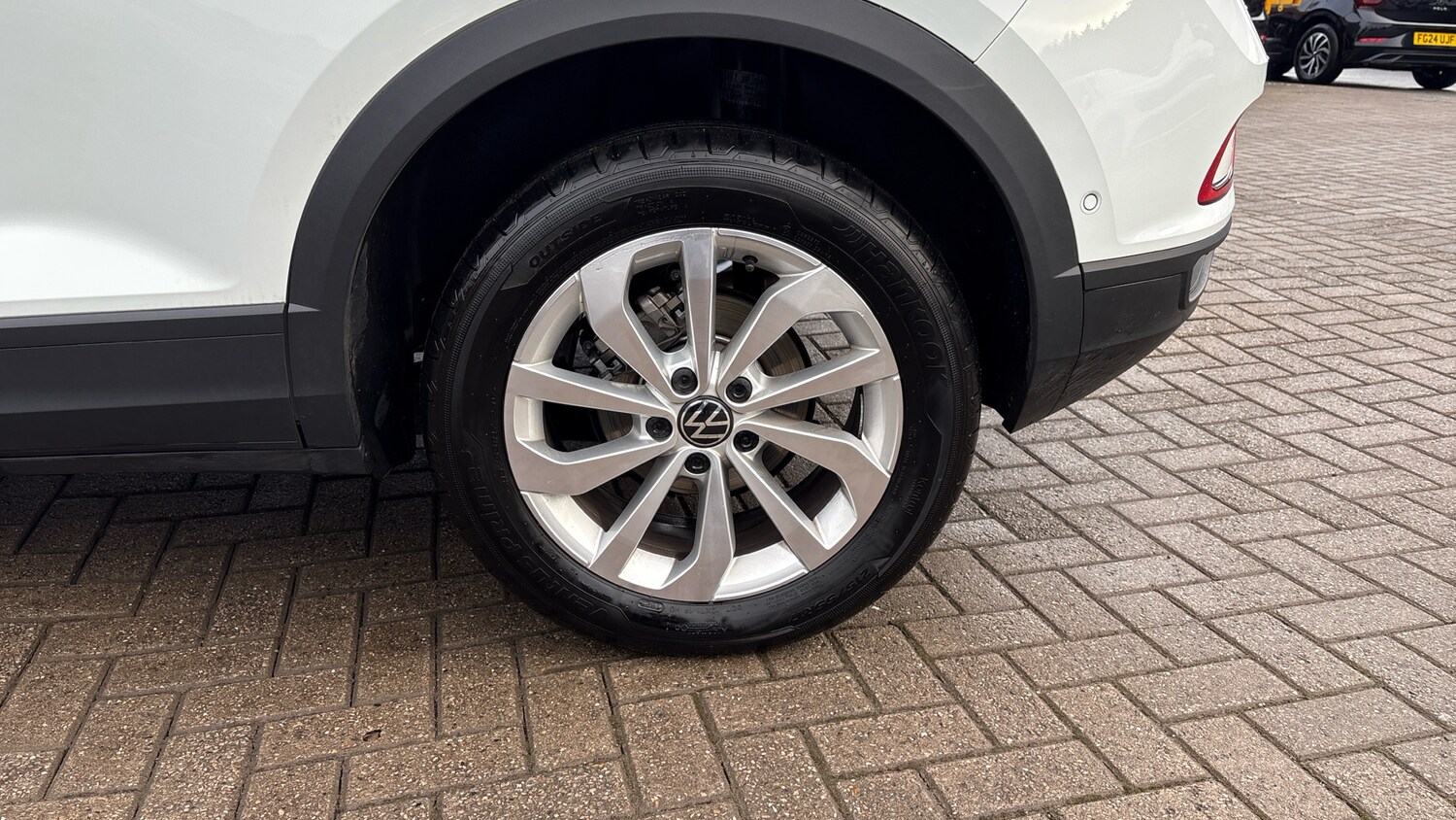 Used Volkswagen T-Roc 2025 for sale - 77085382: Photo 32