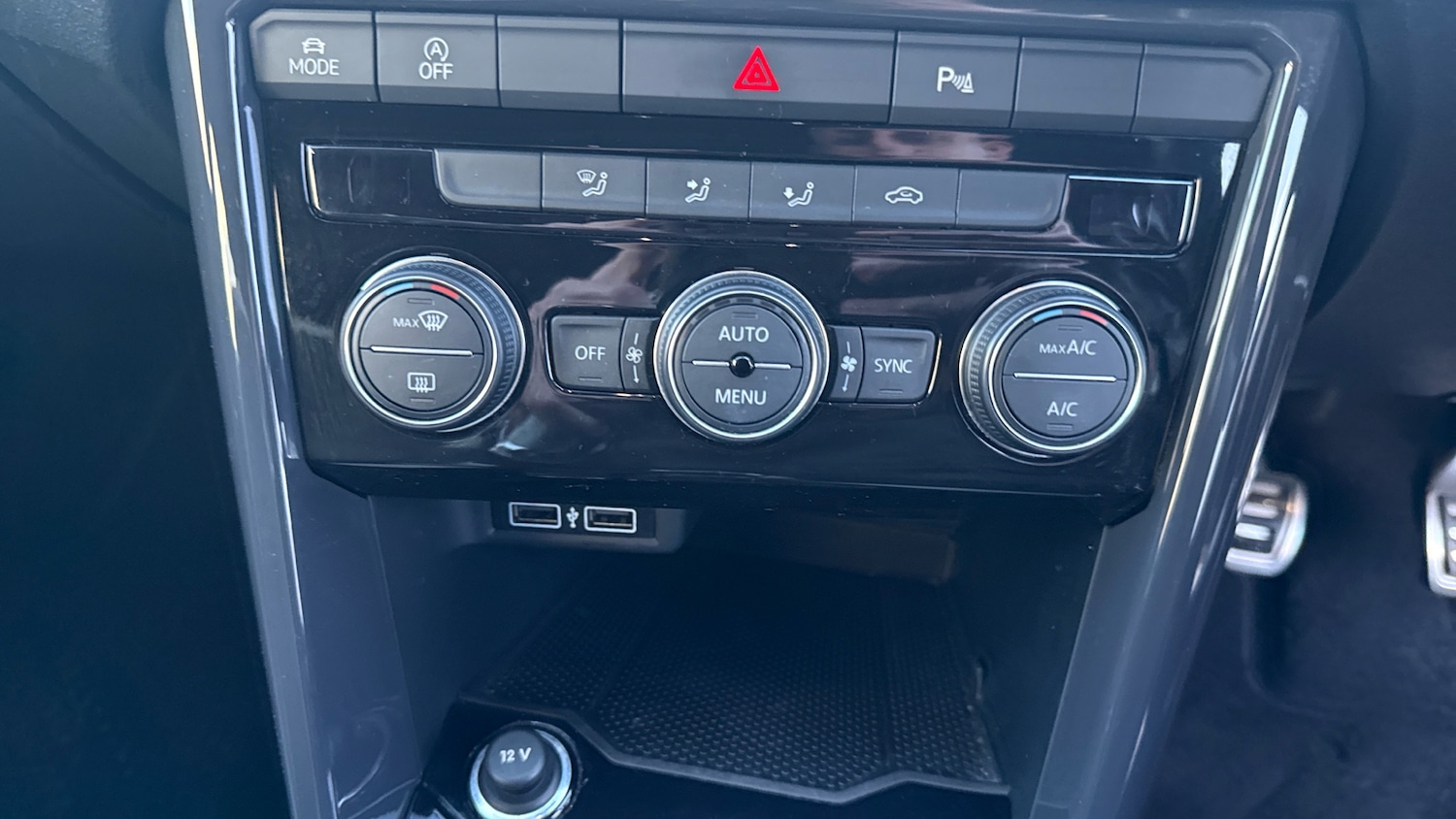 Used Volkswagen T-Roc 2018 for sale - 77179923: Photo 13