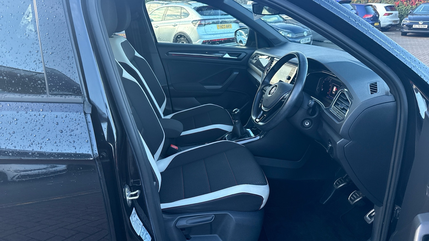 Used Volkswagen T-Roc 2018 for sale - 77179923: Photo 15