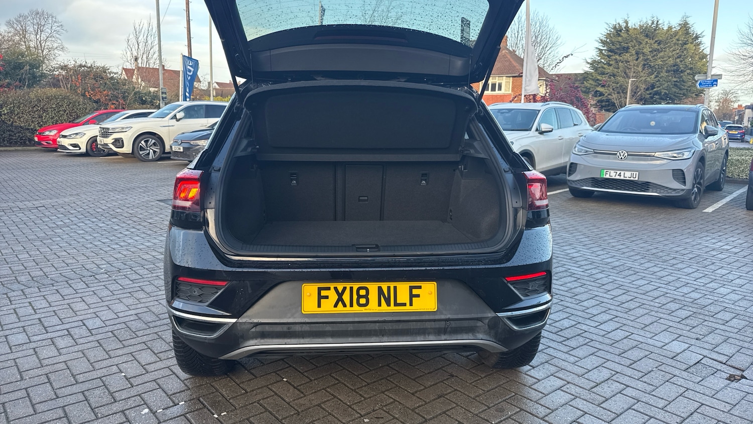 Used Volkswagen T-Roc 2018 for sale - 77179923: Photo 20