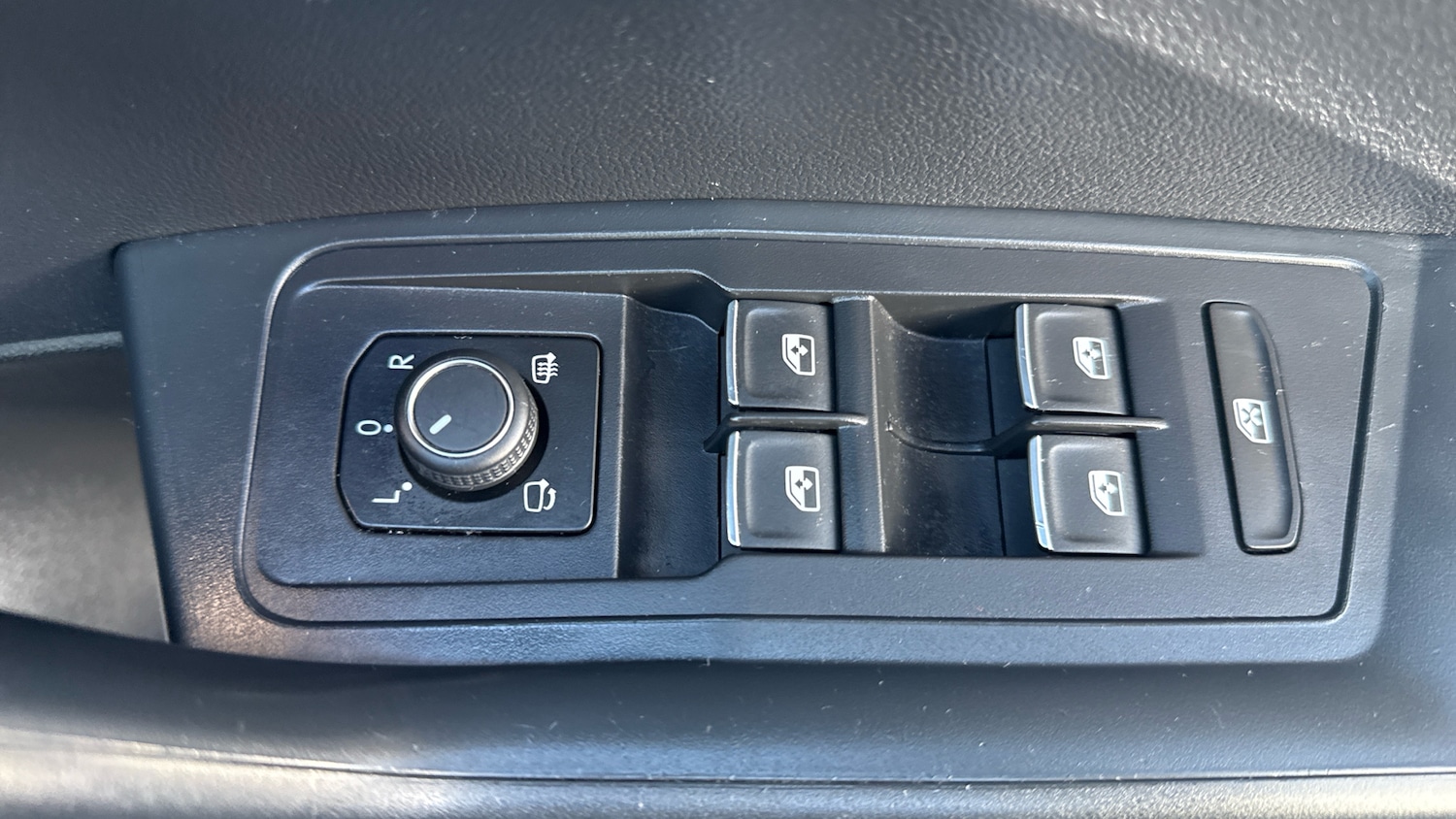 Used Volkswagen T-Roc 2018 for sale - 77179923: Photo 21