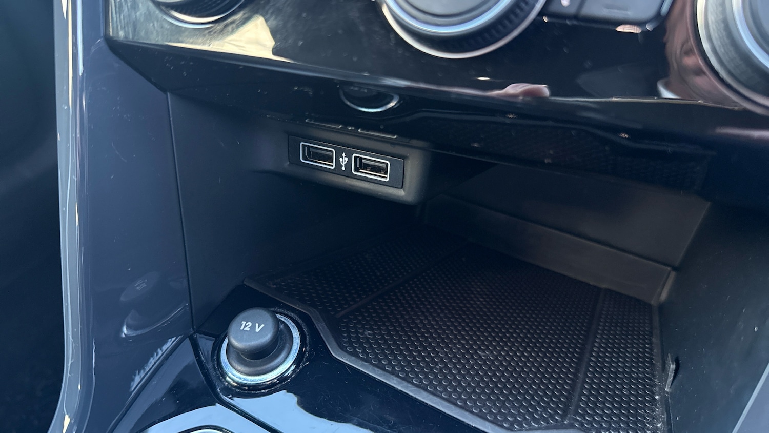 Used Volkswagen T-Roc 2018 for sale - 77179923: Photo 32