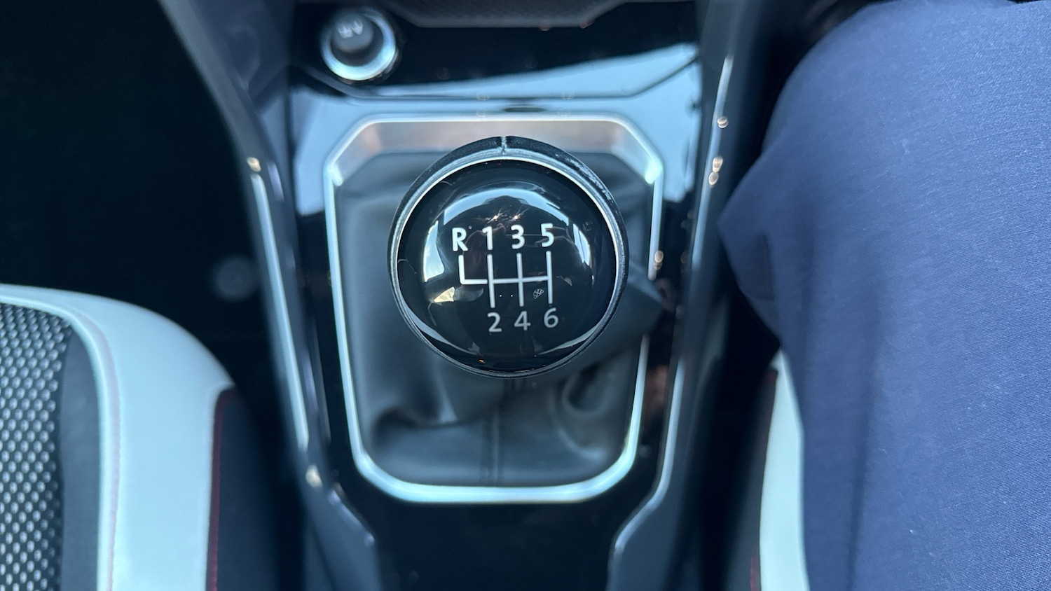 Used Volkswagen T-Roc 2018 for sale - 77179923: Photo 33