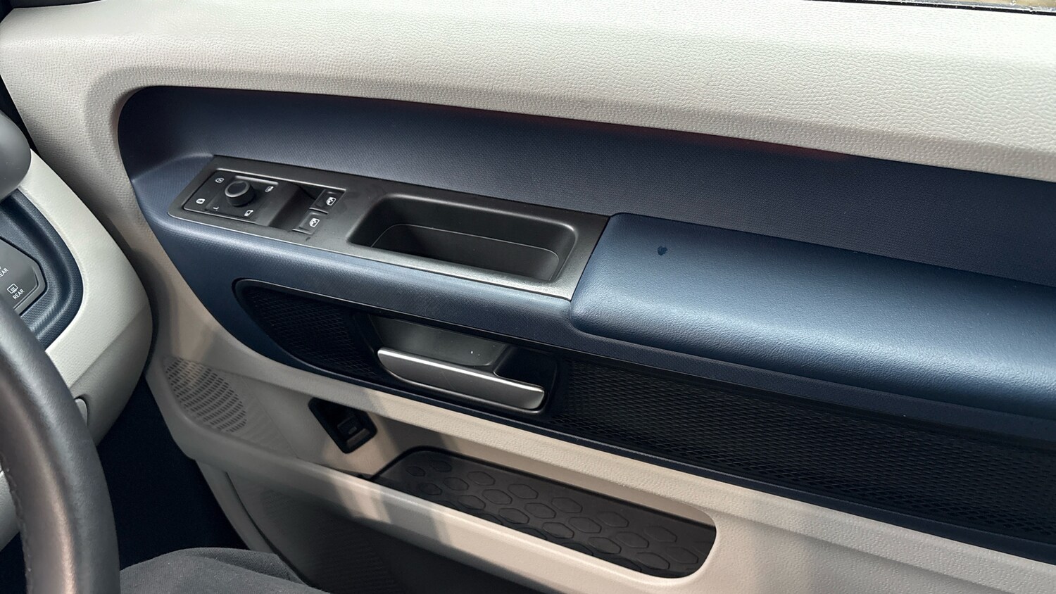 Used Volkswagen ID.Buzz 2023 for sale - 77517438: Photo 19