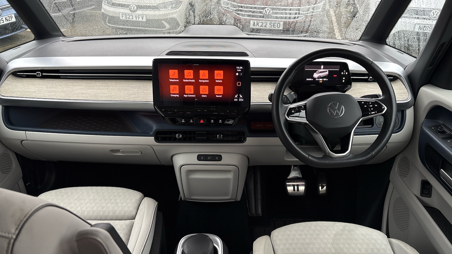 Used Volkswagen ID.Buzz 2023 for sale - 77517438: Photo 9