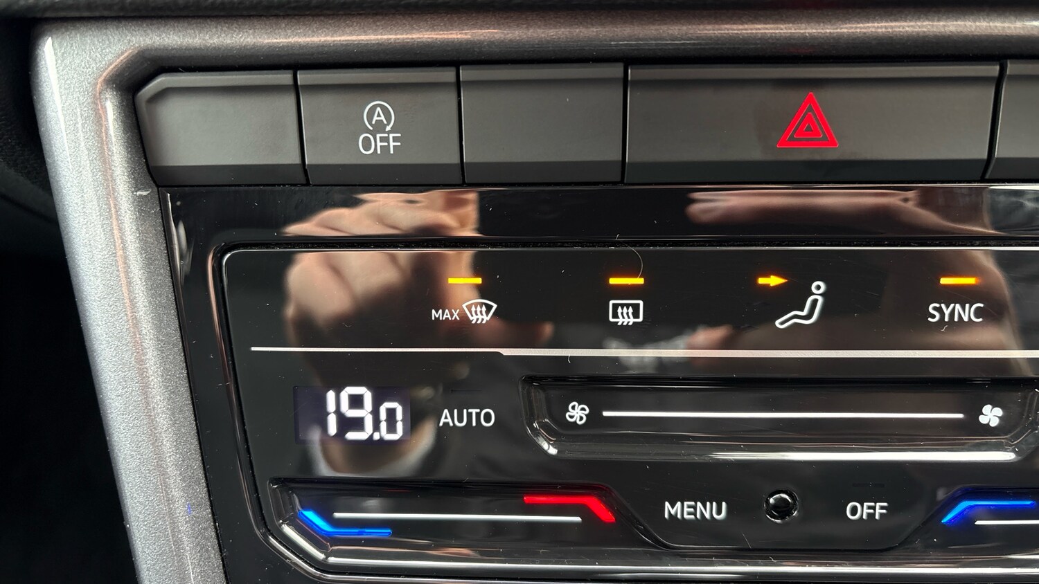 Used Volkswagen T-Roc 2022 for sale - 77676985: Photo 30