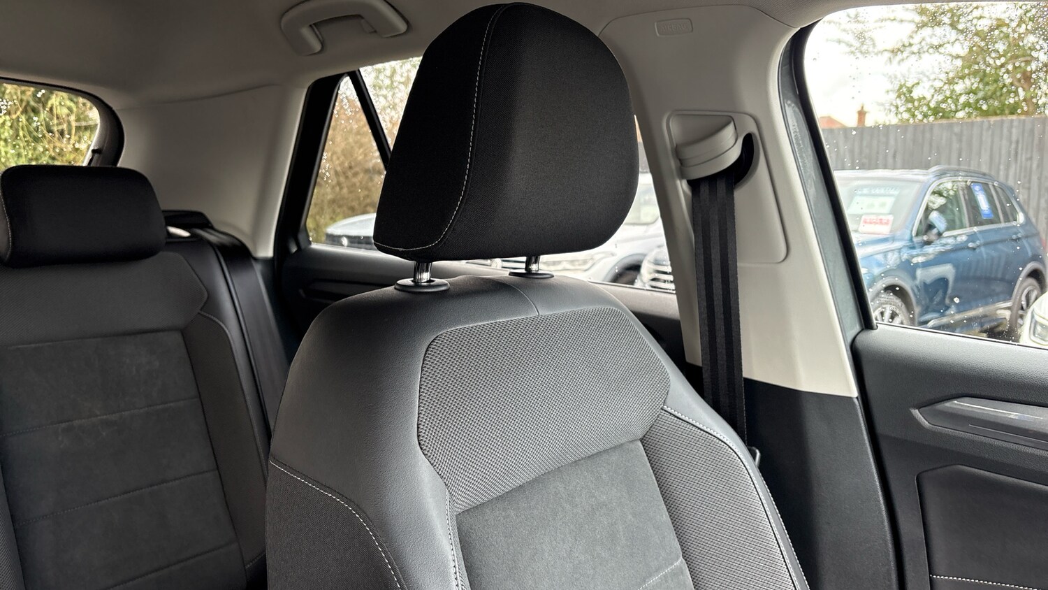 Used Volkswagen T-Roc 2022 for sale - 77676985: Photo 38