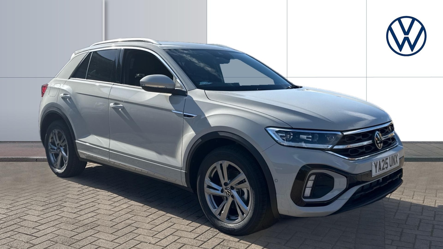 Used Volkswagen T-Roc 2025 for sale - 76063698: Photo 1