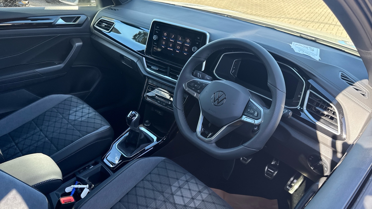 Used Volkswagen T-Roc 2025 for sale - 76063698: Photo 6