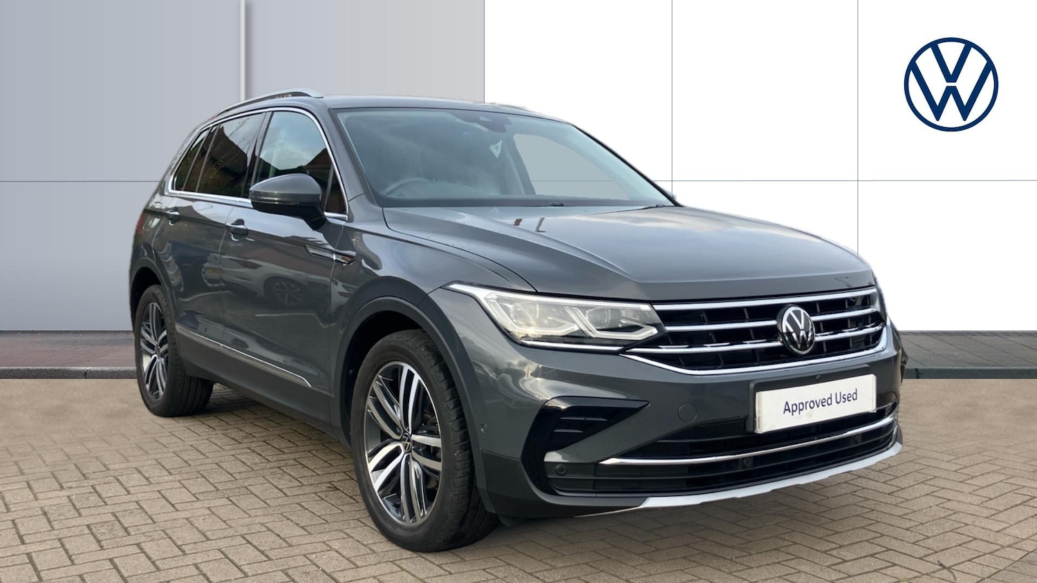 Used Volkswagen Tiguan 2022 for sale - 76490445: Photo 1