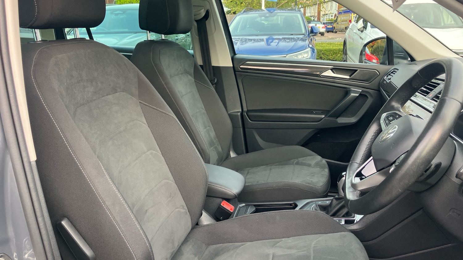 Used Volkswagen Tiguan 2022 for sale - 76490445: Photo 15