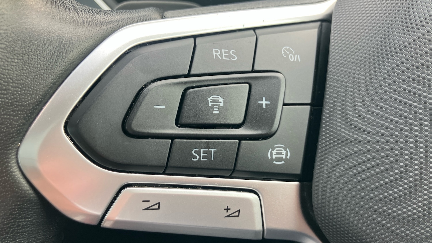 Used Volkswagen Tiguan 2022 for sale - 76490445: Photo 17