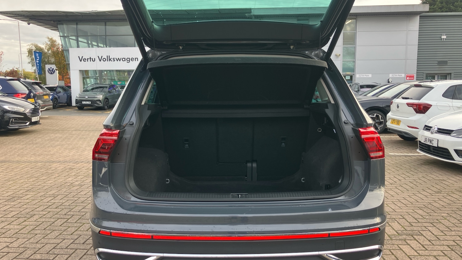 Used Volkswagen Tiguan 2022 for sale - 76490445: Photo 20