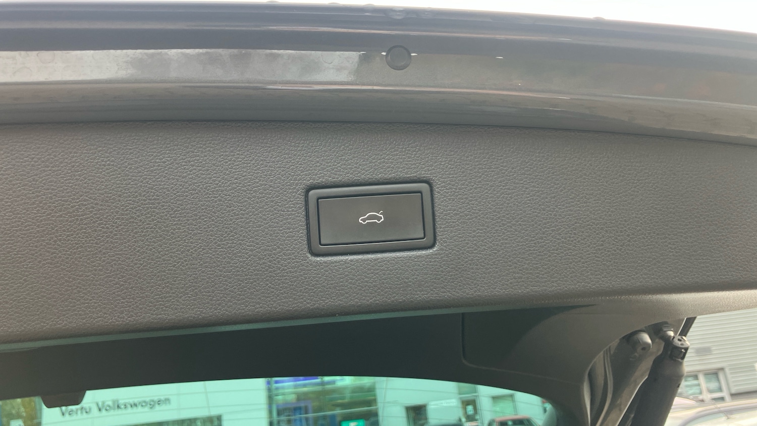 Used Volkswagen Tiguan 2022 for sale - 76490445: Photo 30