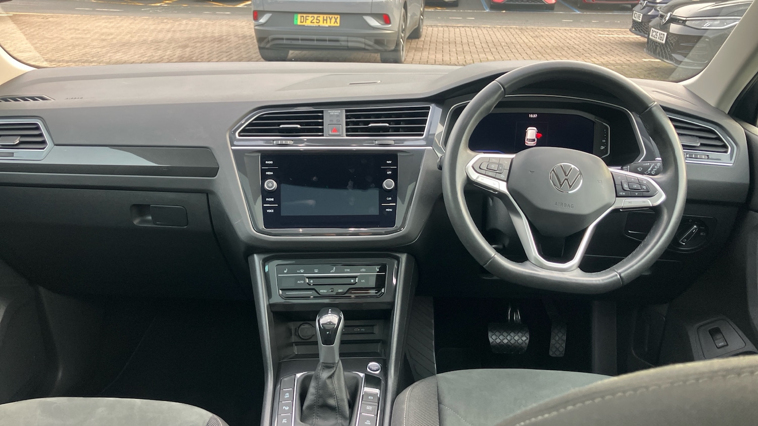 Used Volkswagen Tiguan 2022 for sale - 76490445: Photo 9