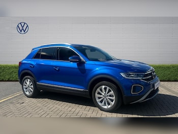 Used Volkswagen T-Roc 2023 for sale - 78531619: Photo