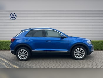 Used Volkswagen T-Roc 2023 for sale - 78531619: Photo