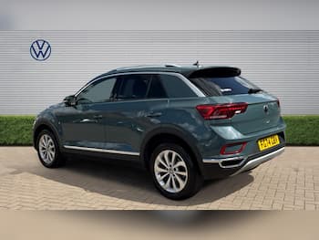 Used Volkswagen T-Roc 2024 for sale - 79604690: Photo
