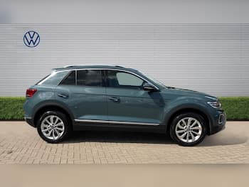 Used Volkswagen T-Roc 2024 for sale - 79604690: Photo