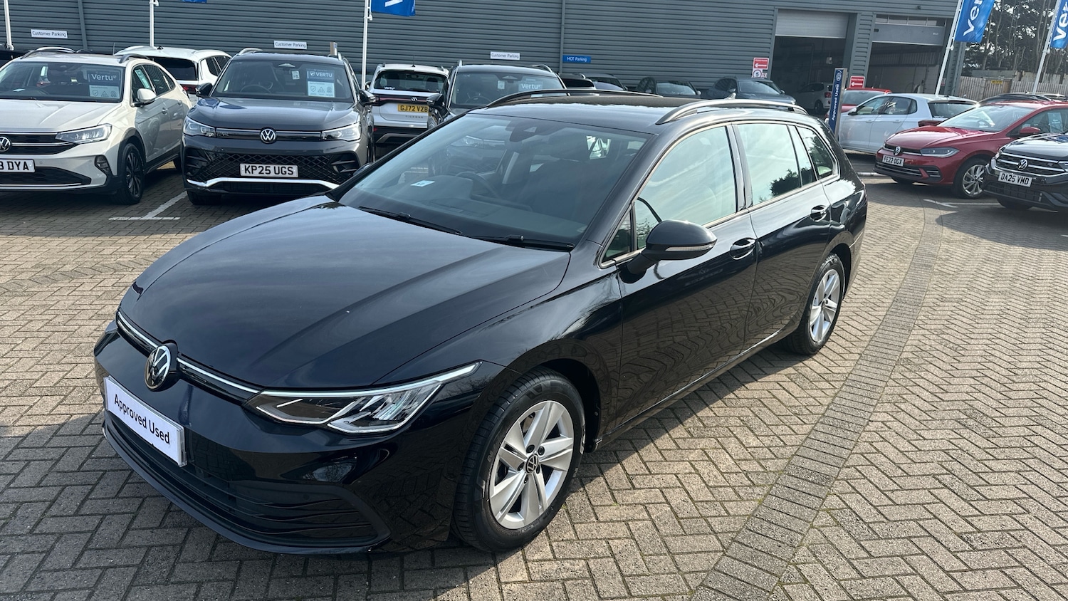 Used Volkswagen Golf 2023 for sale - 77997480: Photo 28