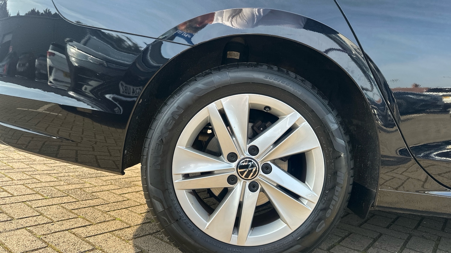 Used Volkswagen Golf 2023 for sale - 77997480: Photo 5