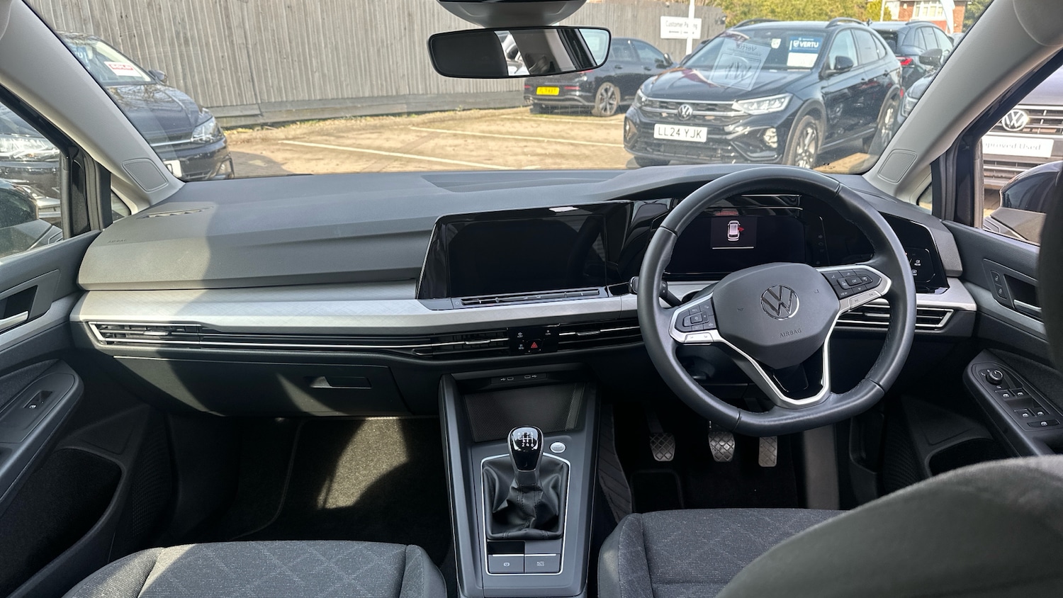 Used Volkswagen Golf 2023 for sale - 77997480: Photo 9