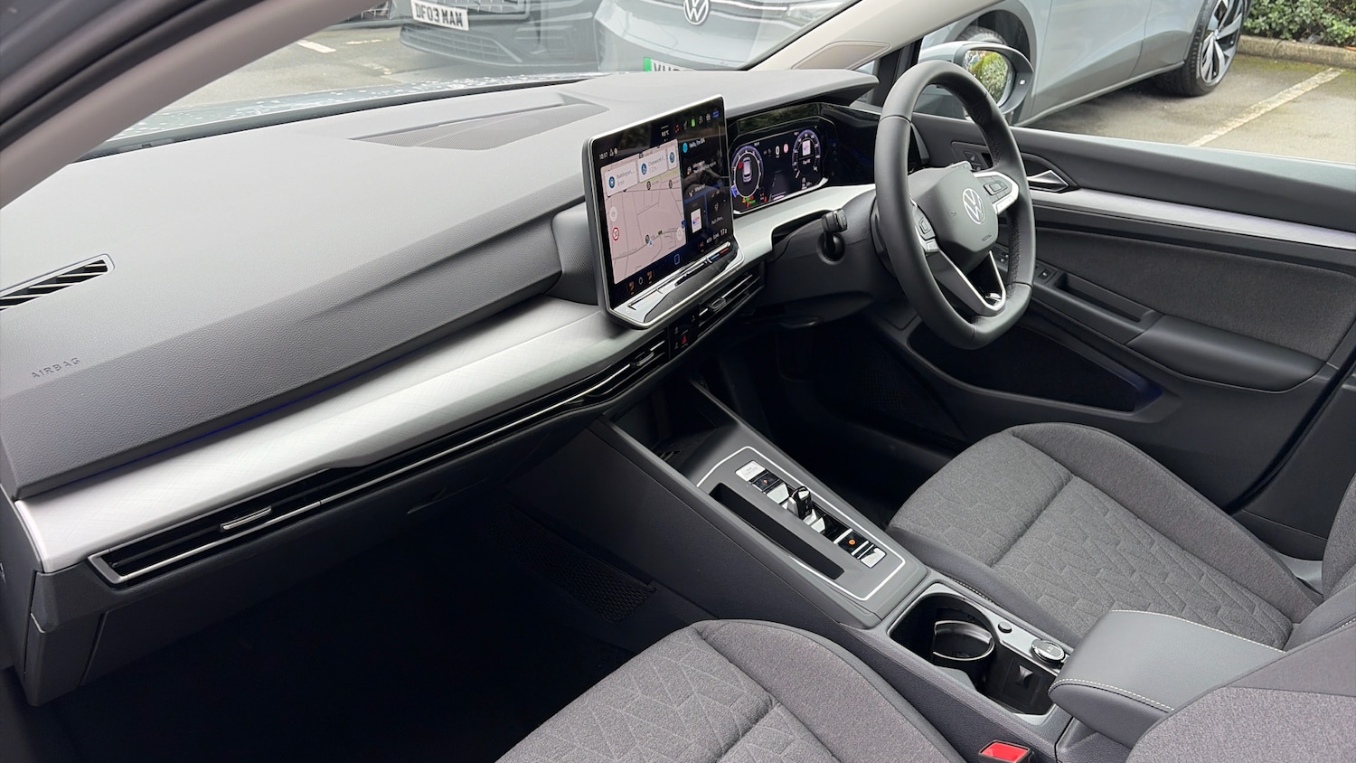 Used Volkswagen Golf 2025 for sale - 77997428: Photo 2